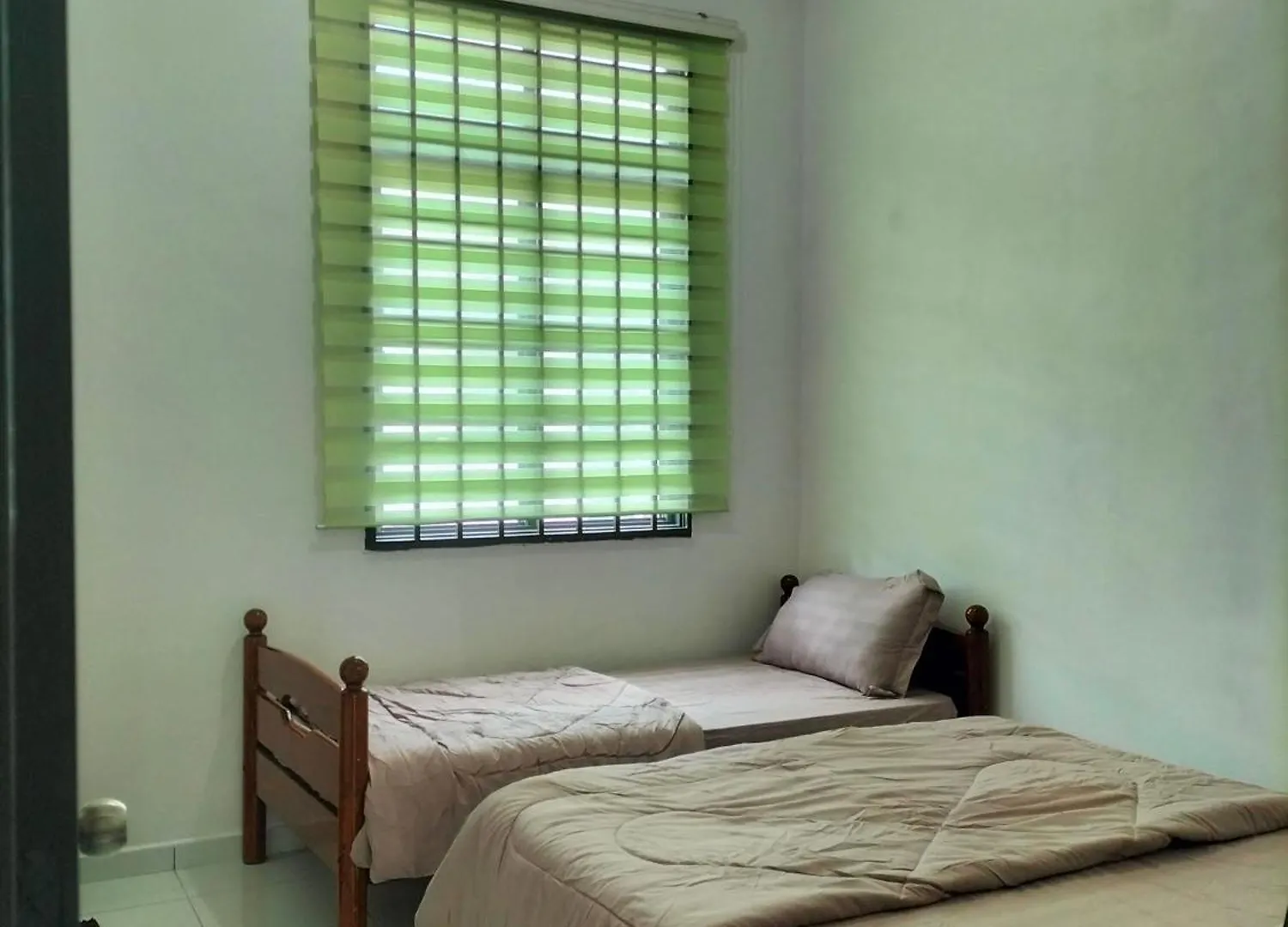 Holiday home Iris 31 Corner Lot Near Legoland Jdt Utm Malay Only Villa Johor Bahru