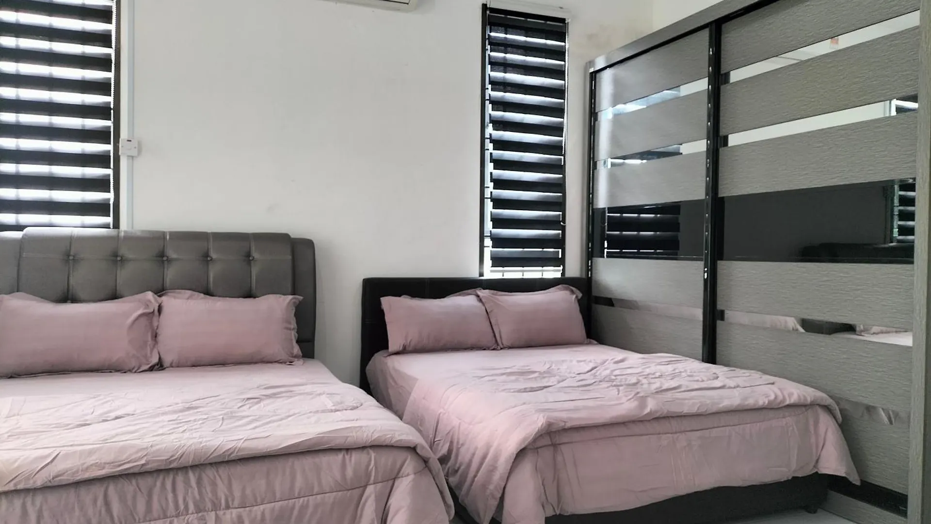Iris 31 Corner Lot Near Legoland Jdt Utm Malay Only Villa Johor Bahru