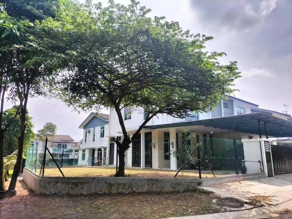 Iris 31 Corner Lot Near Legoland Jdt Utm Malay Only Villa Johor Bahru